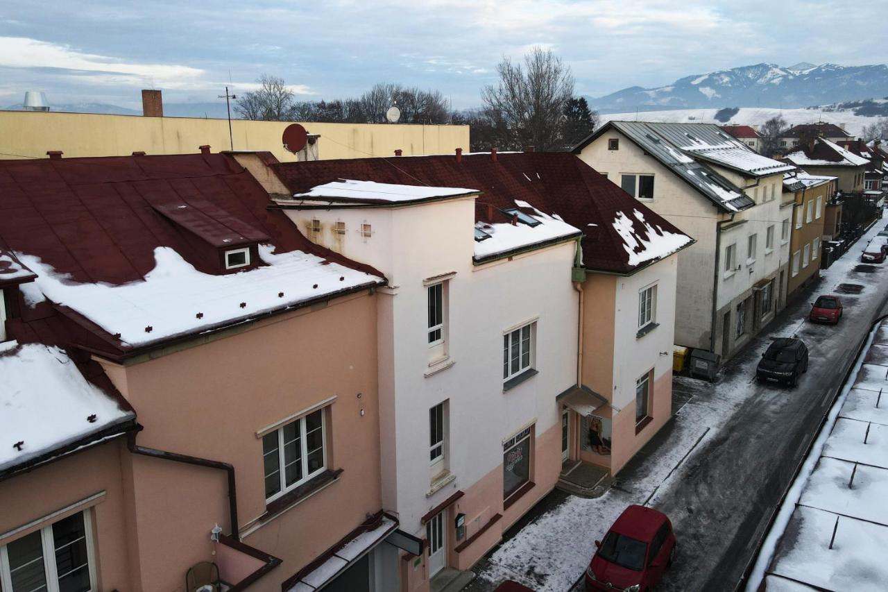 Apartman Lm Liptovský Mikuláš Exteriér fotografie